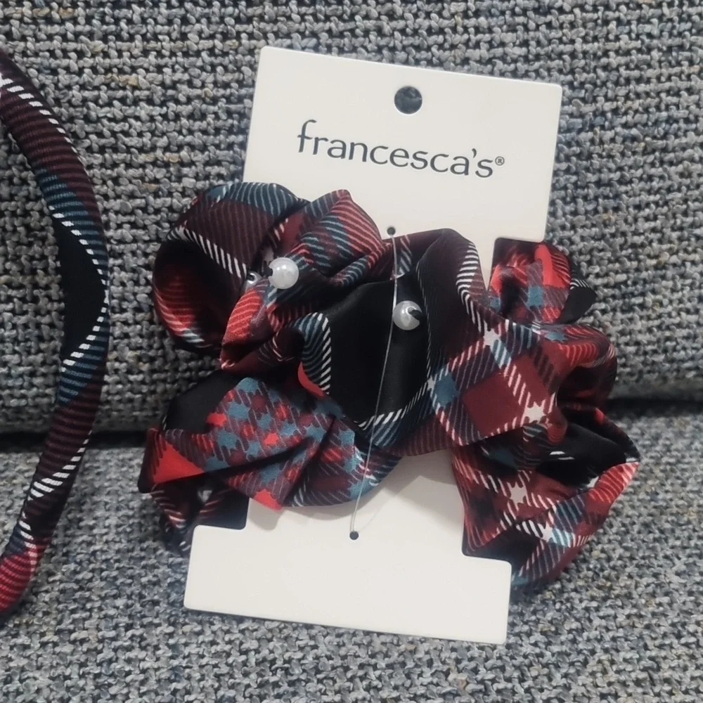 FRANCESCA'S Headband & Scrunchie Plaid 2pc Set